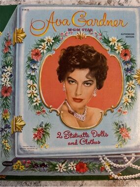 Ava Gardner Collectible Doll Set - Blue